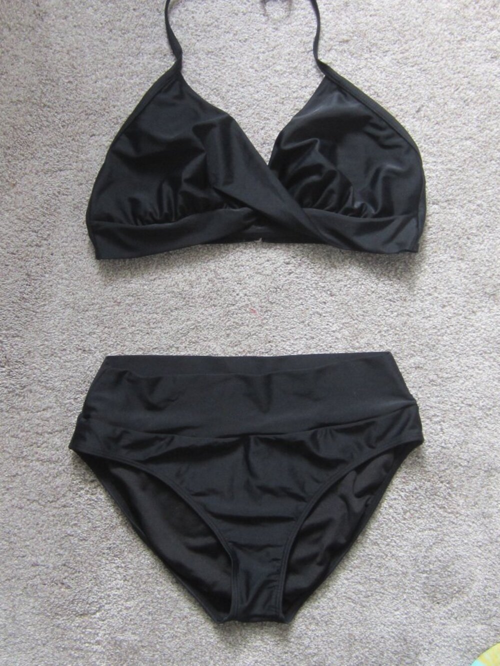 Hapari Black Two-Piece Swimsuit Sz L~Black Two-Piece Swimsuit Sz L (12/14)